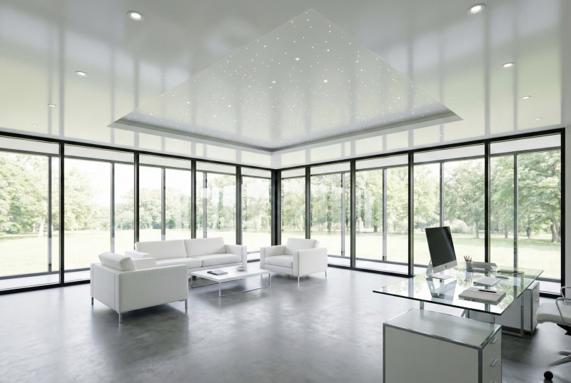 Потолок со звёздами белыми