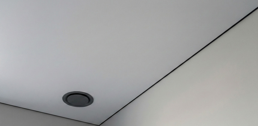 Теневой профиль для натяжного потолка: современная технология аккуратного примыкания